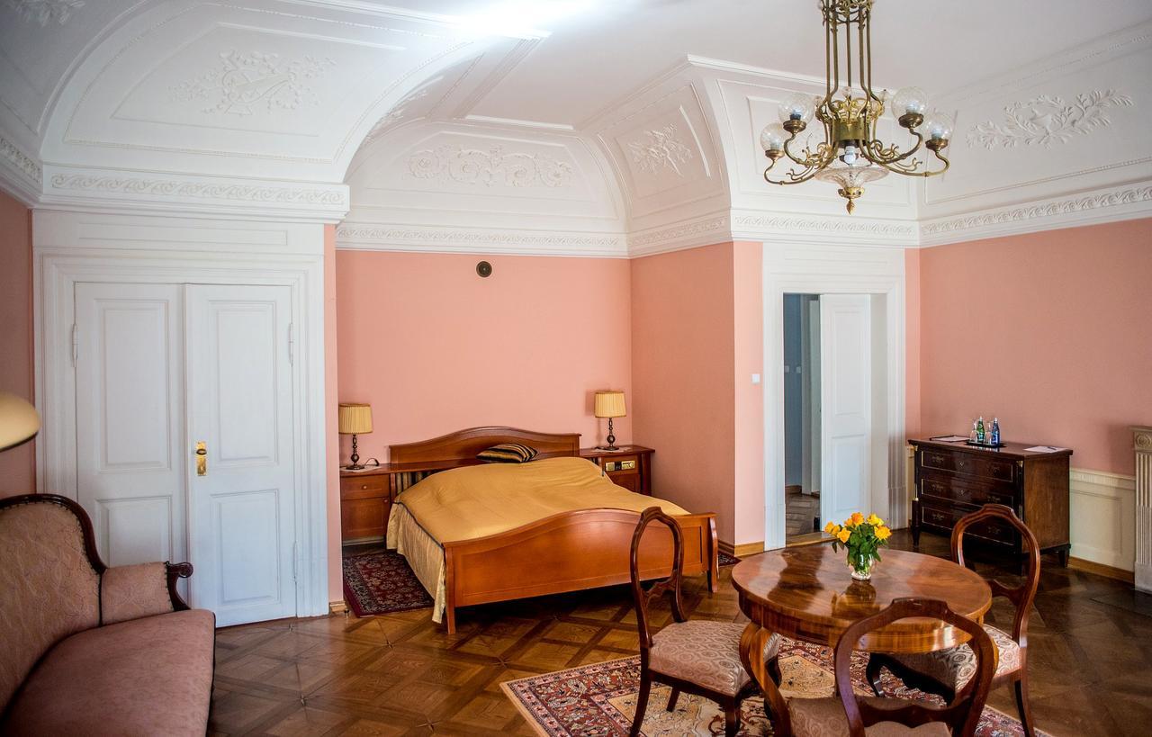 Palac Racot Косьцян Экстерьер фото